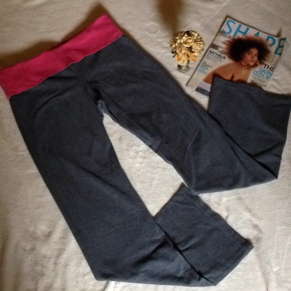 Victoria's Secret Grey/Pink Yoga Pant in medium